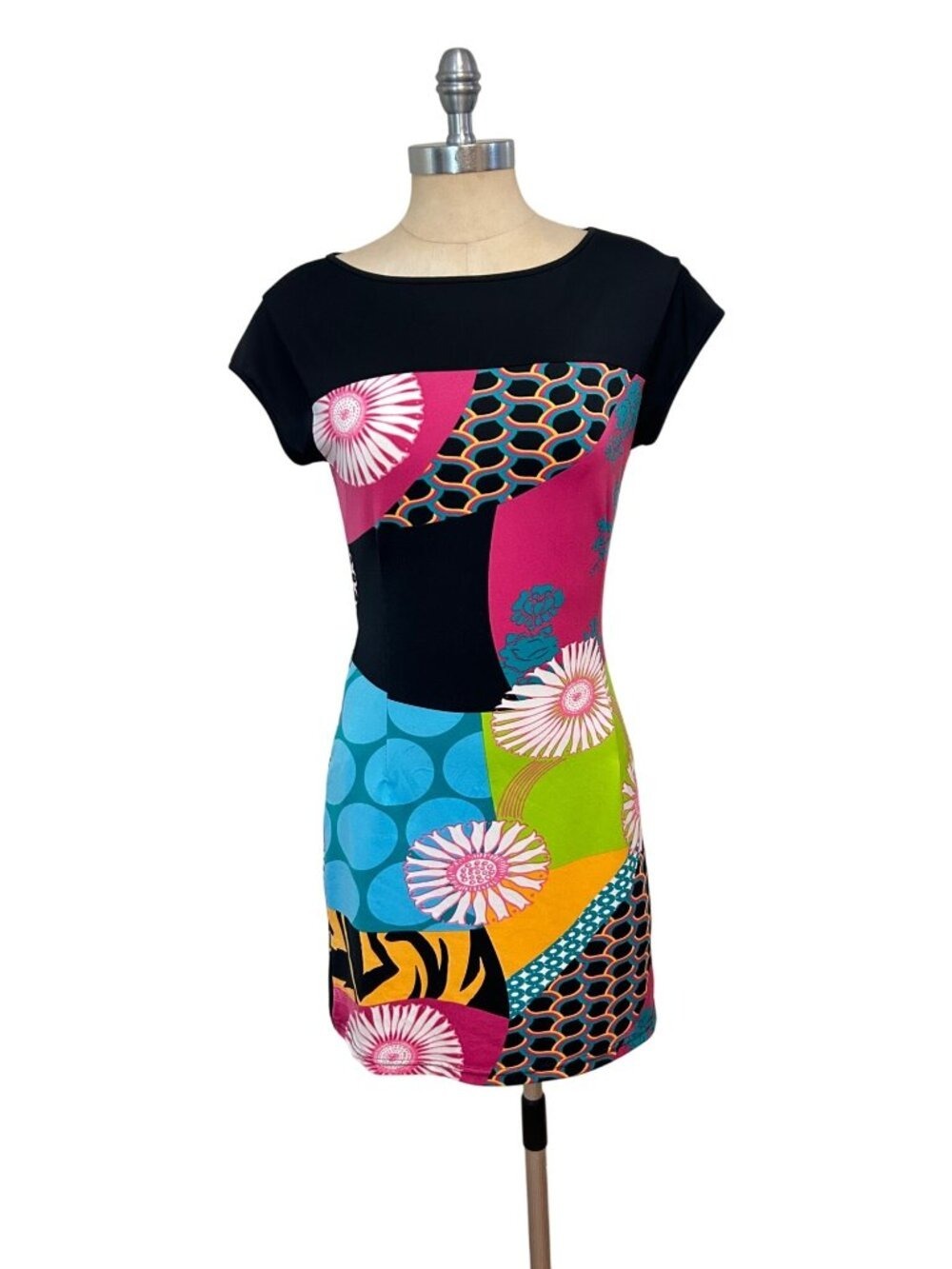 Tracy Negoshian XS Floral & Geometric Print Cap Sleeve Dress XS